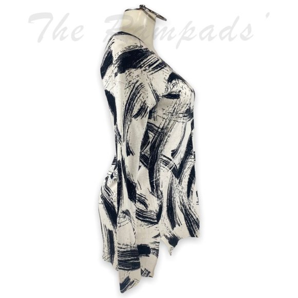 Vince Camuto Black and White Painted Abstract Pattern Long-sleeve Tunic … - Picture 5 of 8